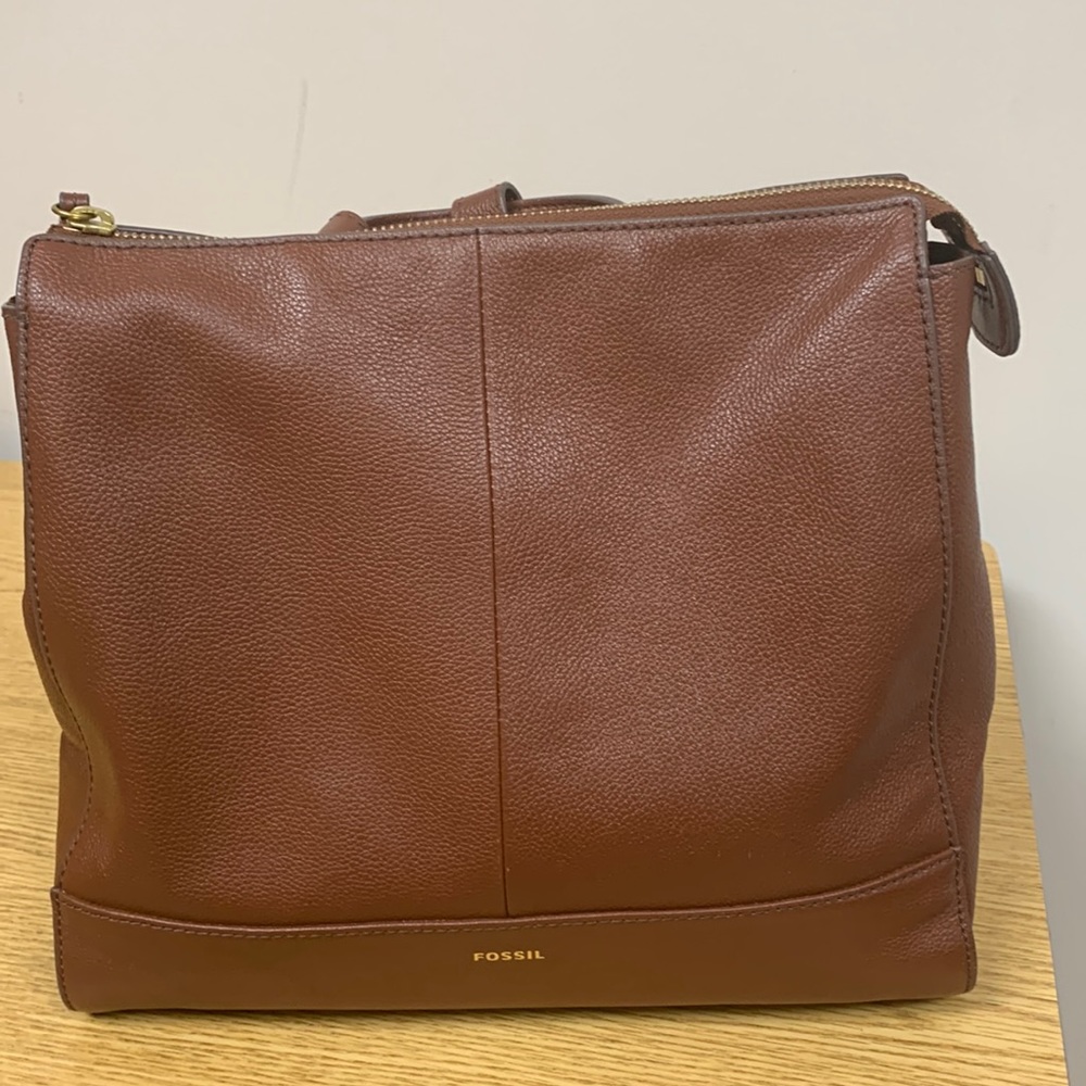 Fossil back pack